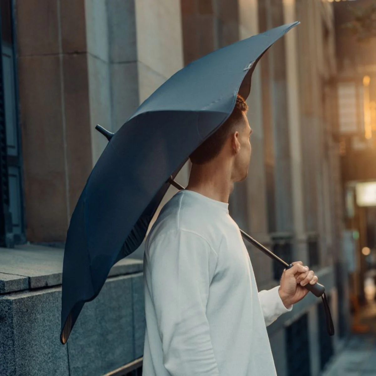 Blunt Classic Umbrella Midnight Navy - Image 5