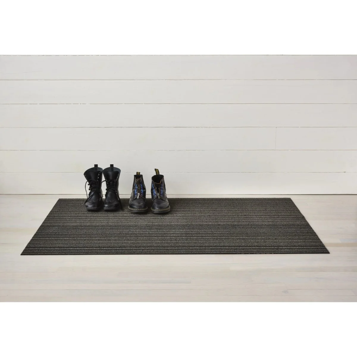 Chilewich Doormat Skinny Stripe Steel 46x71 - Image 3