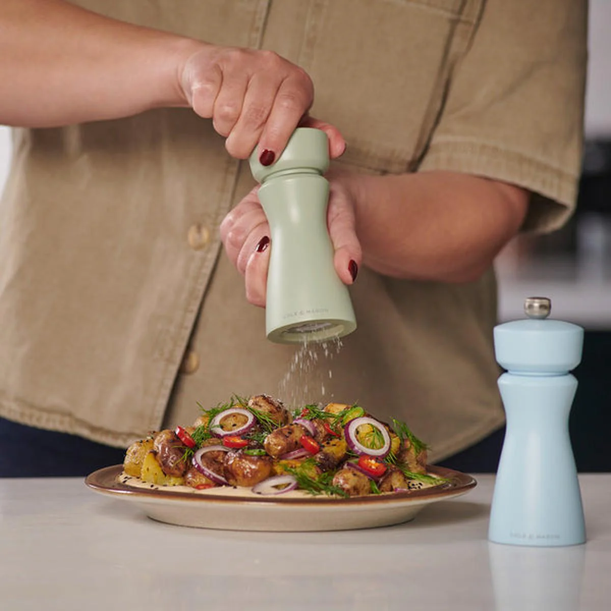 Cole & Mason Kenton Salt & Pepper Mill Sage - Image 7