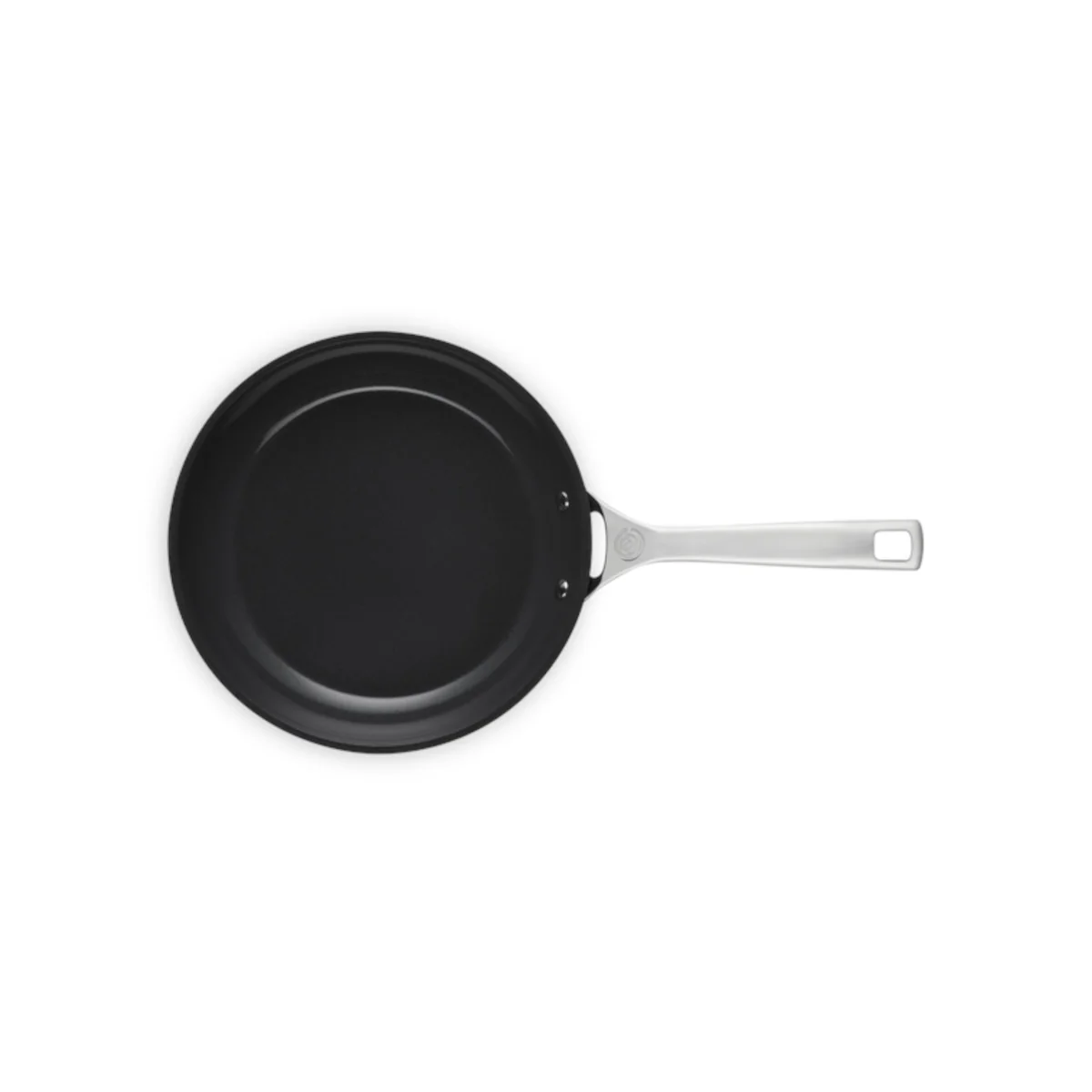 Le Creuset Essential Non-Stick Ceramic Frying Pan 24cm - Image 3