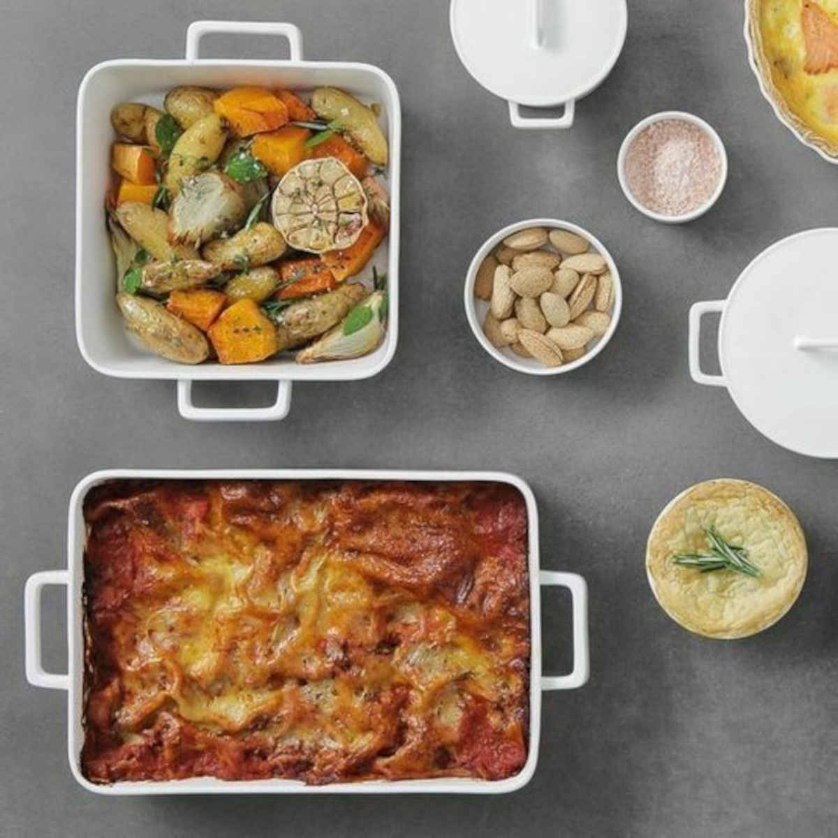 Maxwell & Williams Epicurious Rectangle Baking Dish 32cm - Image 3