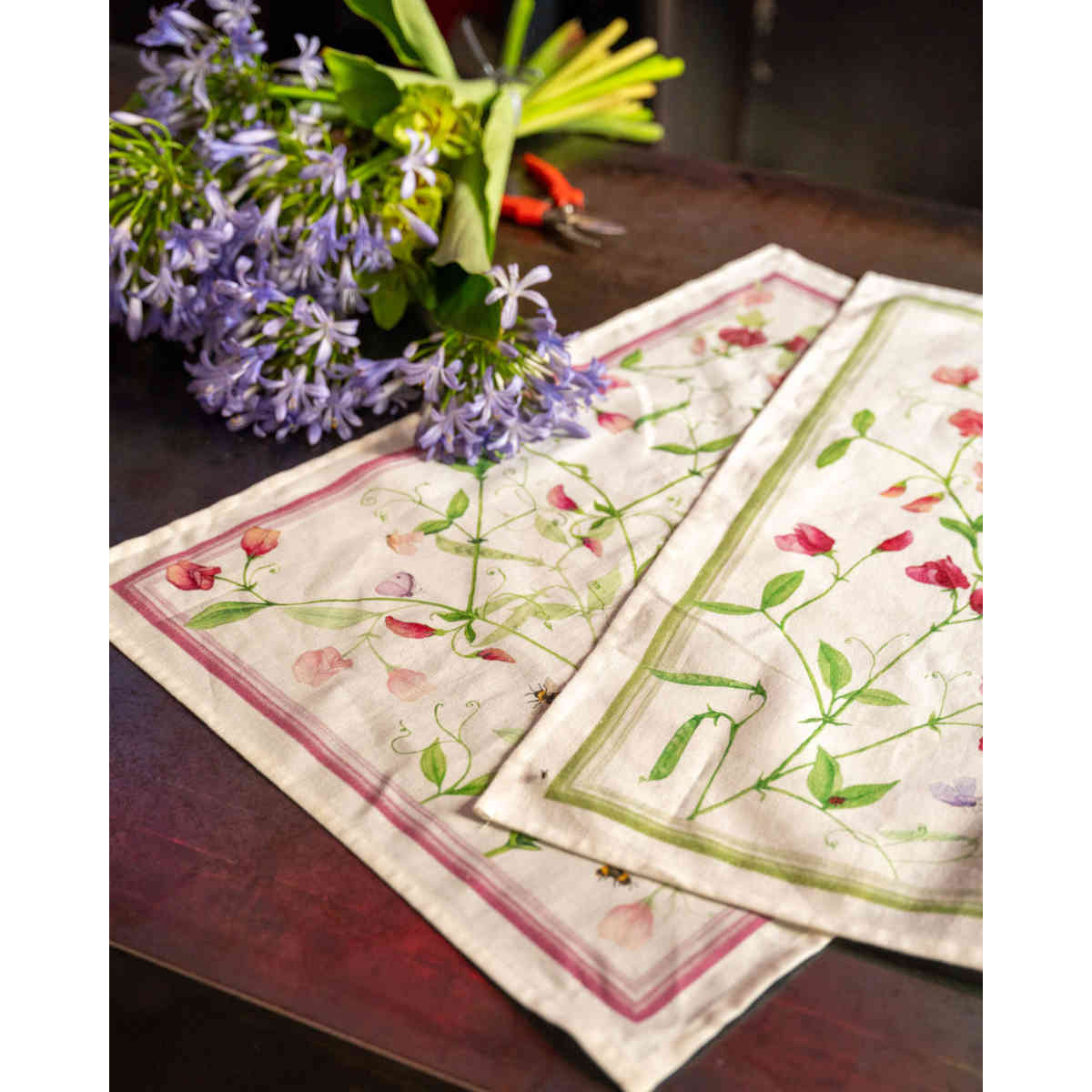 Tessitura Toscana Telerie Petit Pois Tea Towel Green 50 x 70cm - Image 2