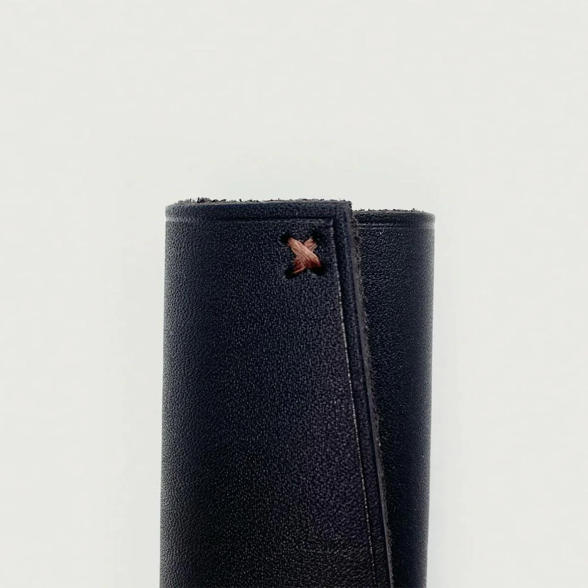 The Leather Pan Snug. Heatproof Premium Leather Handle Cover - Image 8