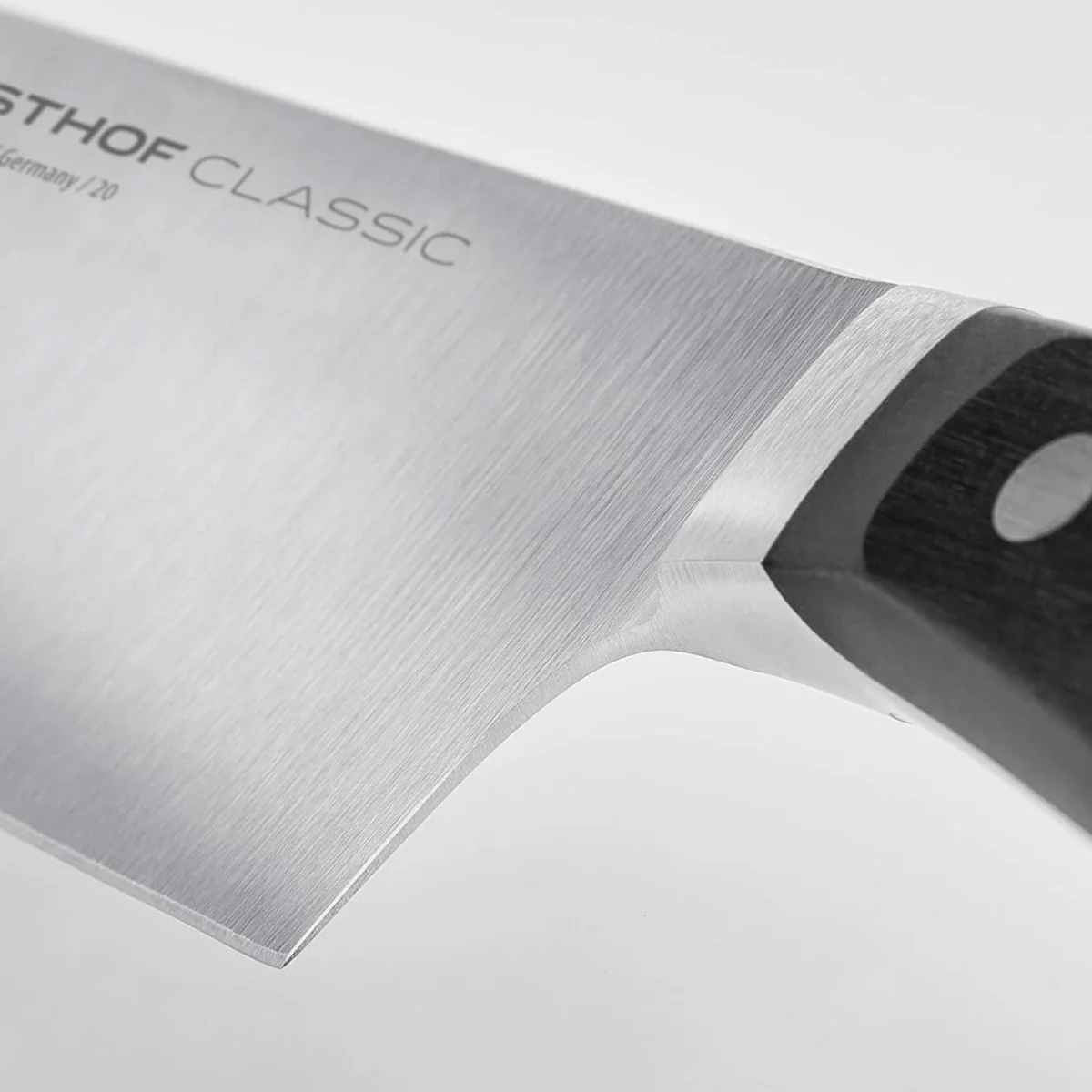 Wusthof Classic Santoku Knife 17cm - Image 2