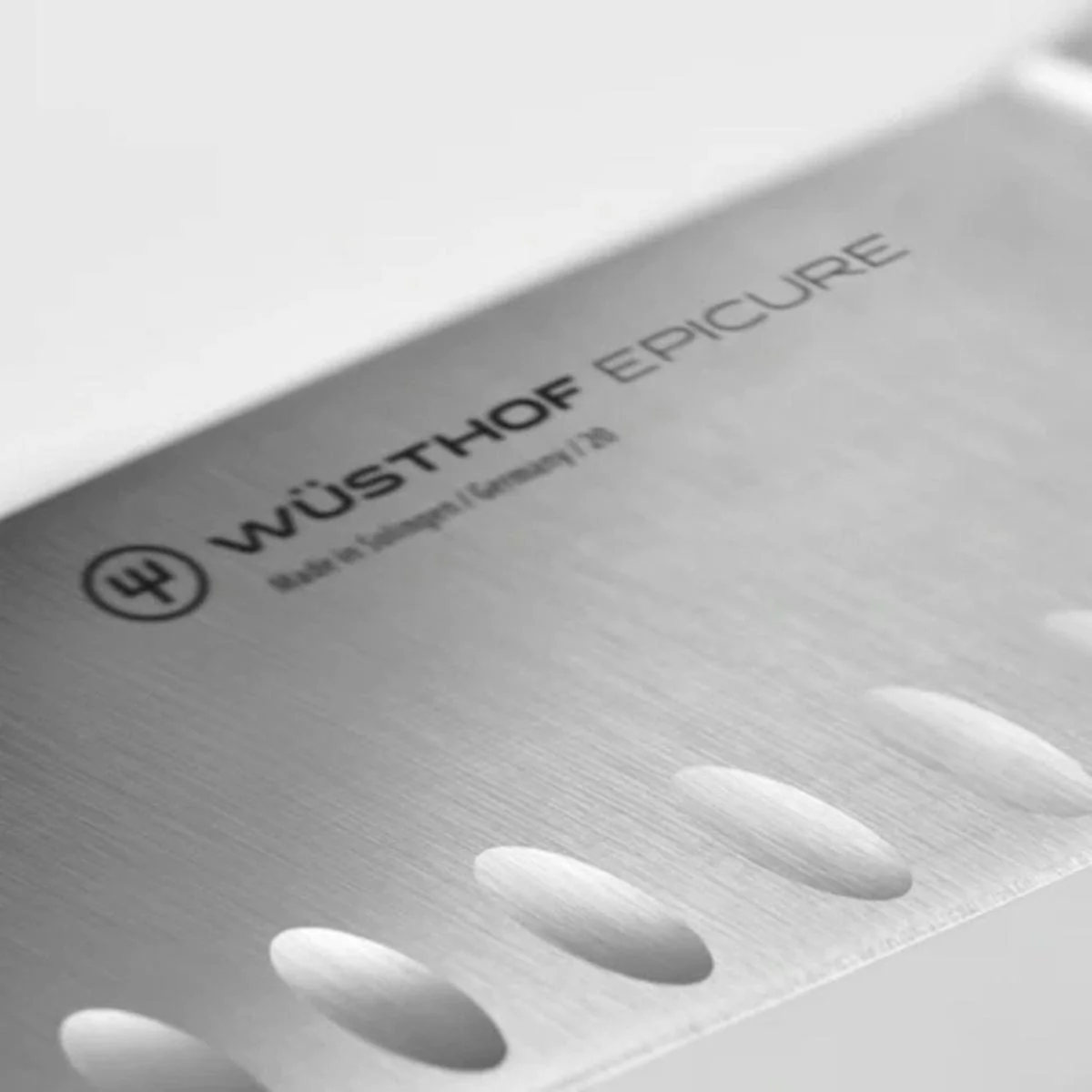 Wusthof Epicure Santoku Knife 17cm - Image 2